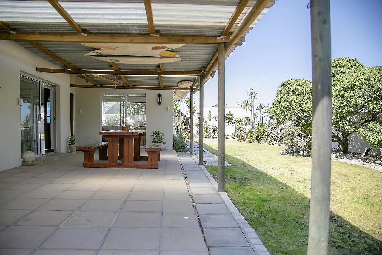 Amazing Beach House In Melkbos! Van Riebeeckstrand